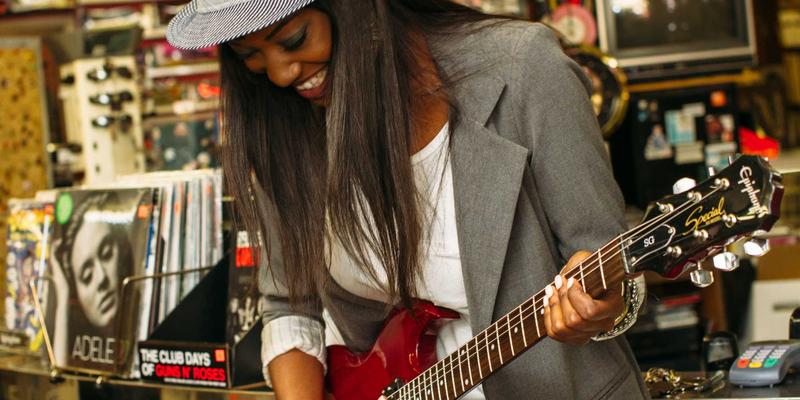 台州盛丰如何通过模内装配与嵌件注塑工艺实现高精度塑料金属一体化结构件制造