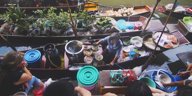 台州盛丰数字化工厂揭秘：如何通过注塑模具与模具加工技术实现塑料零件定制全流程透明化