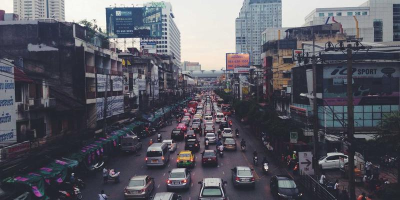 台州盛丰模具加工：科学维护与寿命管理策略，为塑料制品企业降低长期生产成本